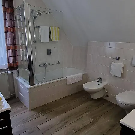 Hotel Rhoener Land Garni -