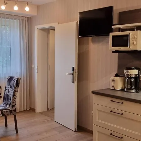 فندق Rhoener Land Garni - 4*