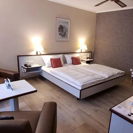 Hotel Rhoener Land Garni -