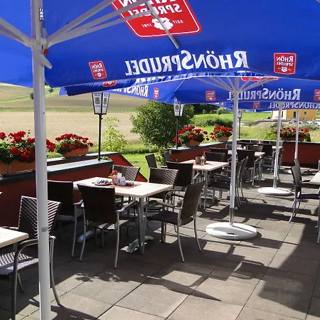 מלון Rhoener Land Garni - 4*