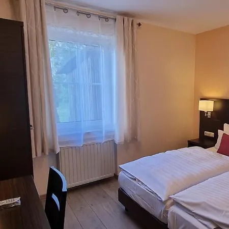 Rhoener Land Garni -