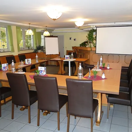 Rhoener Land Garni - 4*