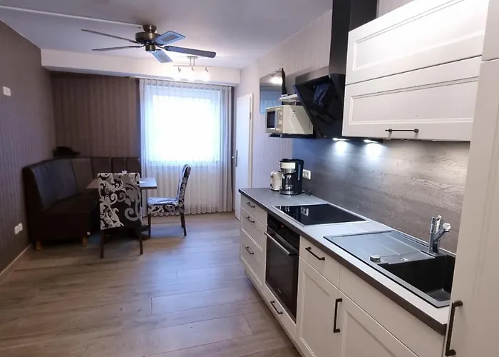 Rhöner Land Garni - 4*