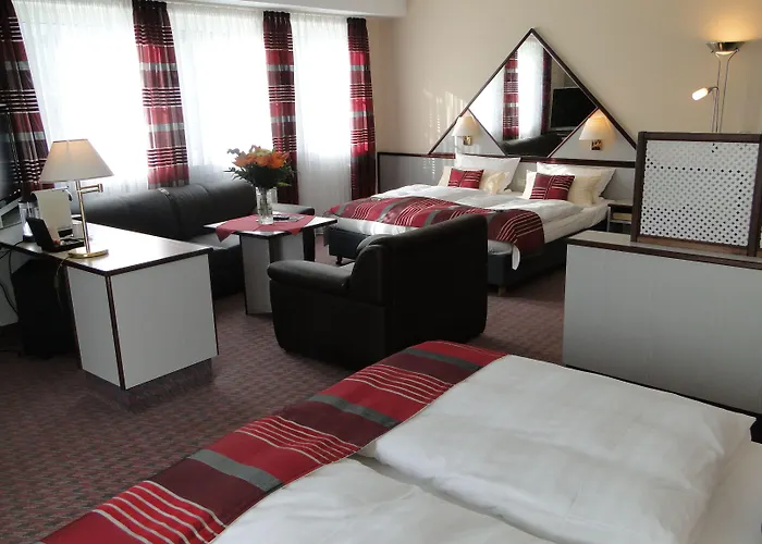Rhoener Land Garni - Otel Oberthulba